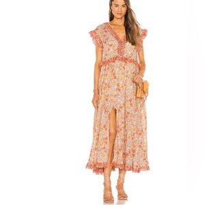 Free People Maxi Dress
NWT 
Size Small but Runs Free Size
Color: Confetti Combo